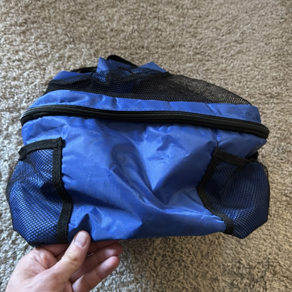 Blue Mesh Drawstring Cooler - Picture 7 of 13